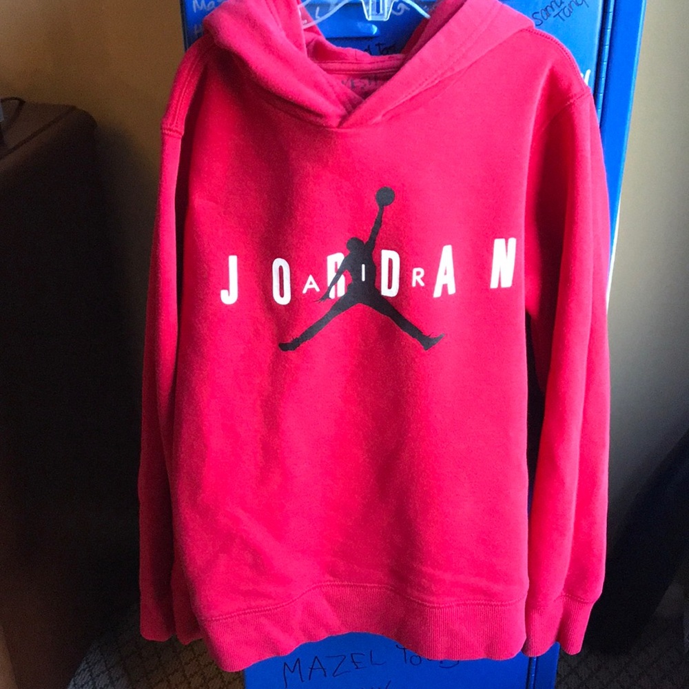 Air Jordan boys sweatshirt.